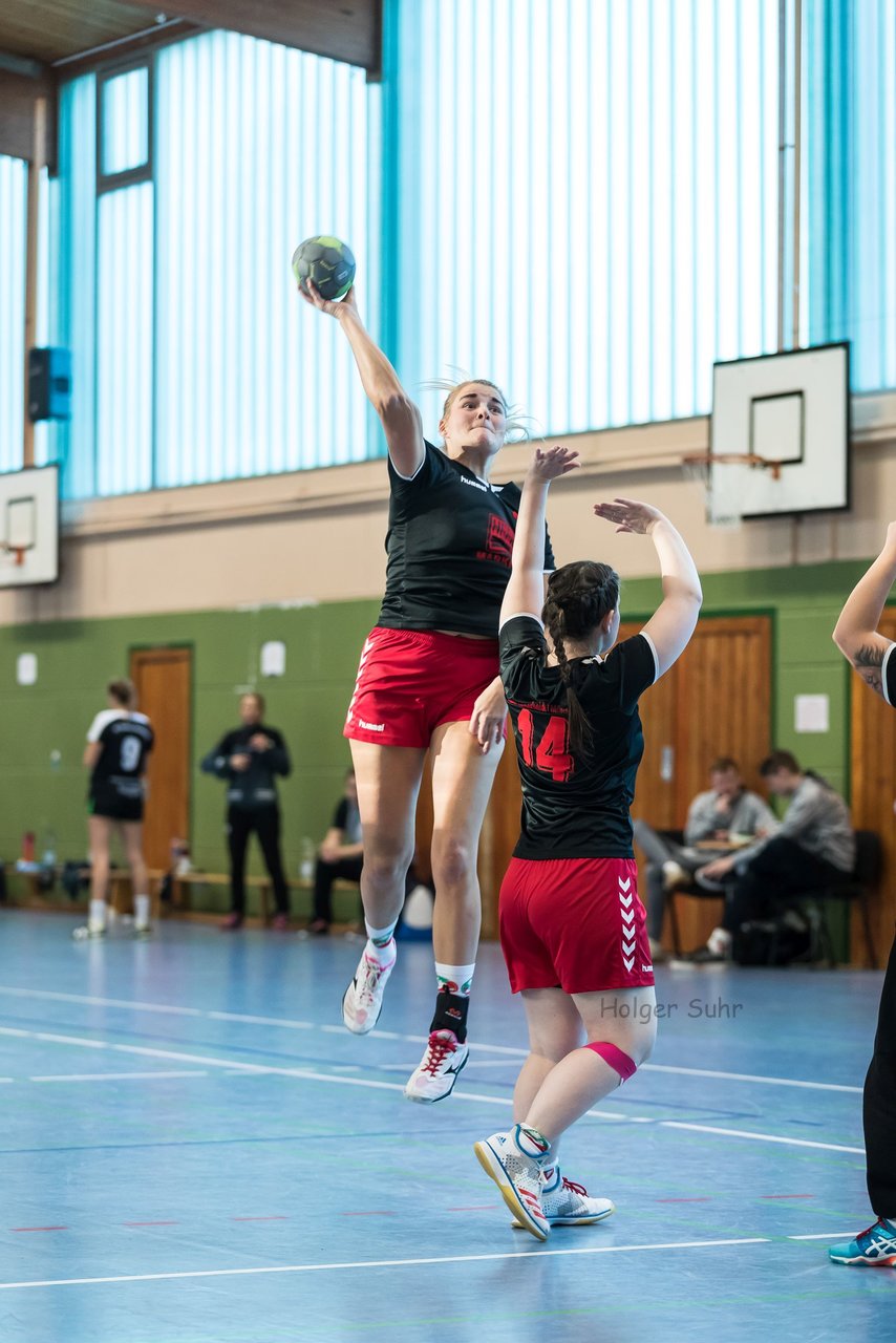 Bild 143 - Frauen HSG Kremperheide/Muensterdorf - HFF Munkbarup : Ergebnis: 28:27